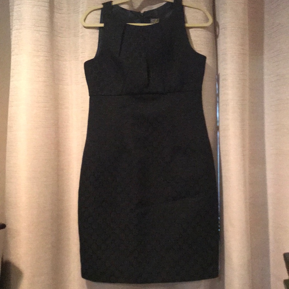 Beautiful fitted Taylor Nordstrom Dress worn once